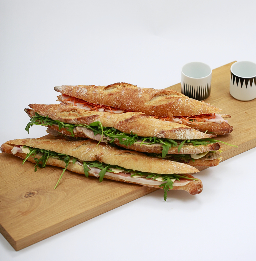 BAGUETTE GARNIE PAIN DE VIANDE